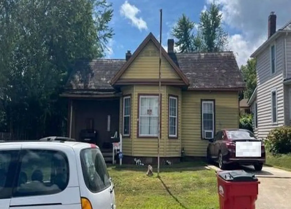 138 Taylor St Crooksville, OH 43731, Morgan County