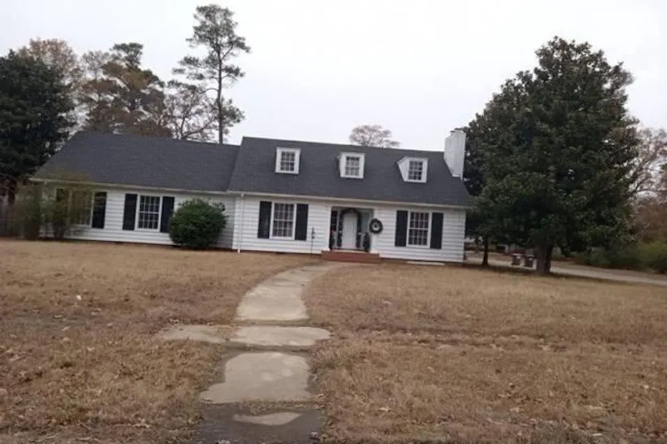 1203 West 35th Avenue Pine Bluff, AR 71603, Jefferson County