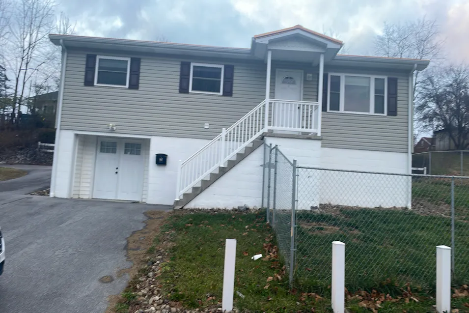 207 Ealy Drive Princeton, WV 24740, Mercer County