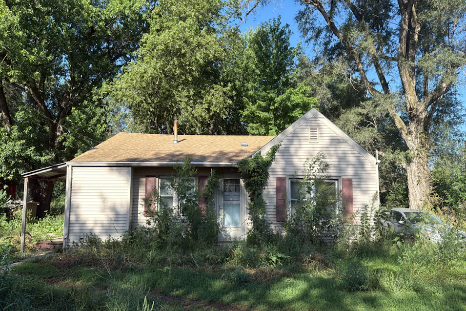 4451 County Rd J Tekamah, NE 68061, Burt County