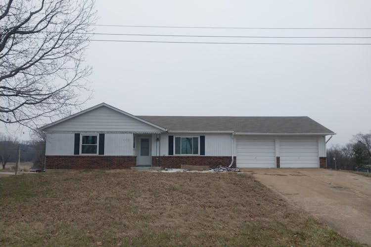 402 N Linn St Meta, MO 65058, Osage County