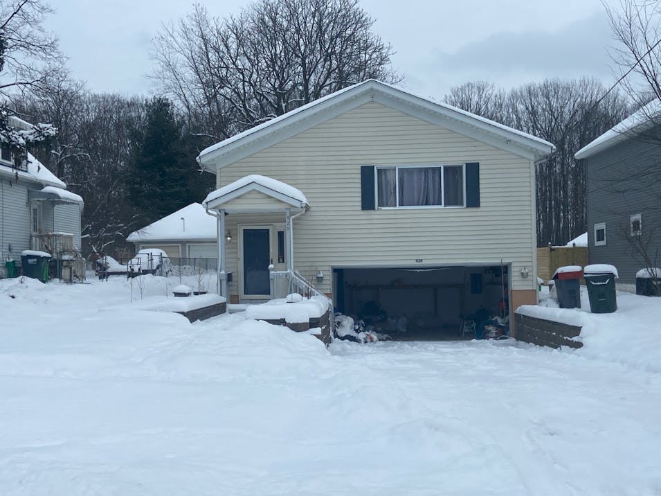 929 Archer Rd Bedford, OH 44146, Cuyahoga County