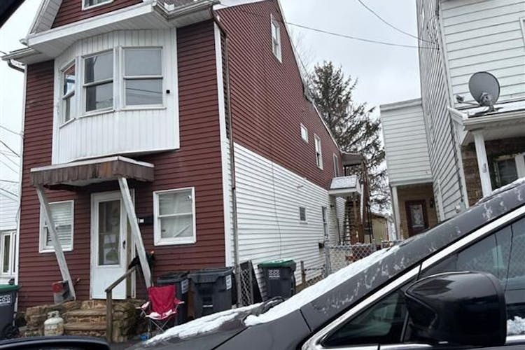 14 North Broad Mountain Avenue Borough of Frackville, PA 17931, Schuylkill County