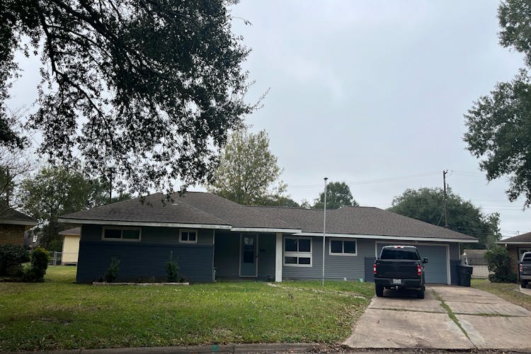 4331 Dogwood Street Groves, TX 77619, Jefferson County