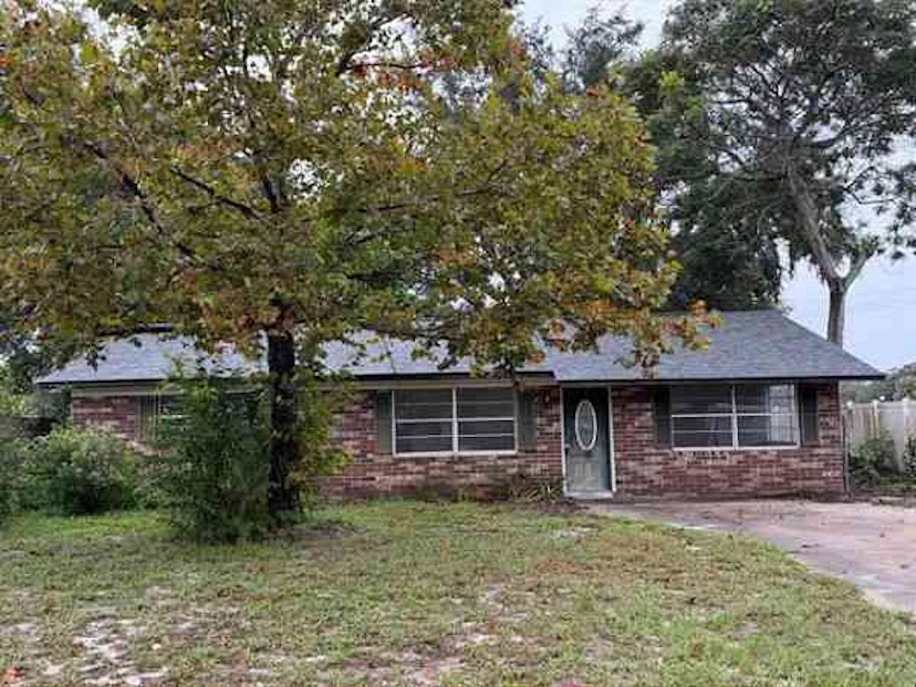 1150 Simpson Ln
