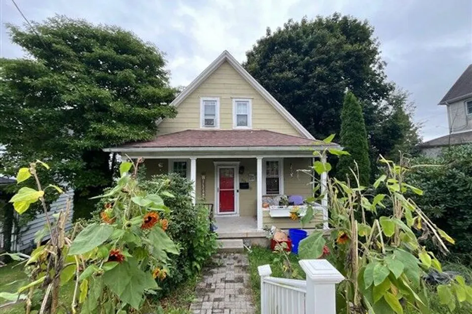 934 Oak Street Scranton, PA 18508, Lackawanna County