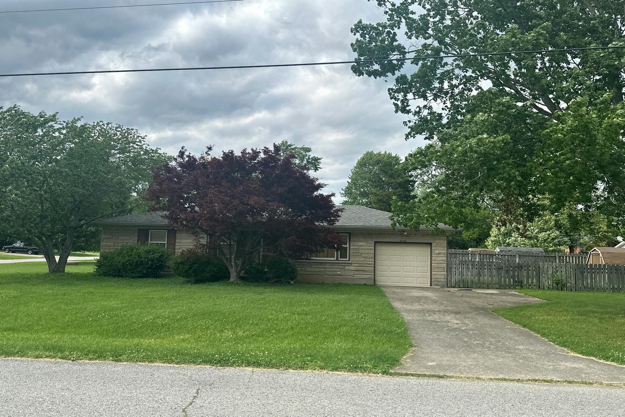 Jessamine Ln, Louisville, KY 40258
