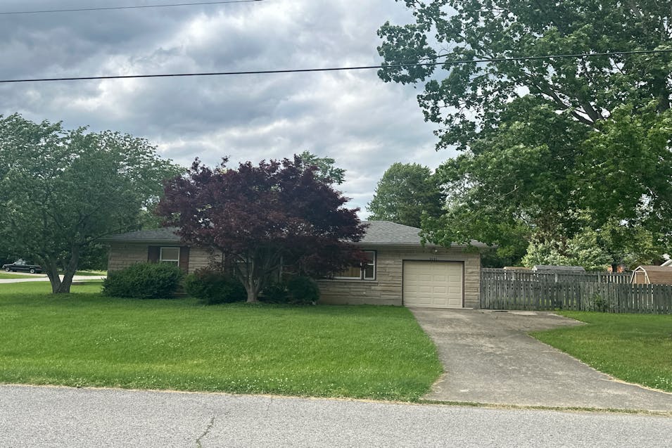 5603 Jessamine Ln Louisville, KY 40258, Jefferson County