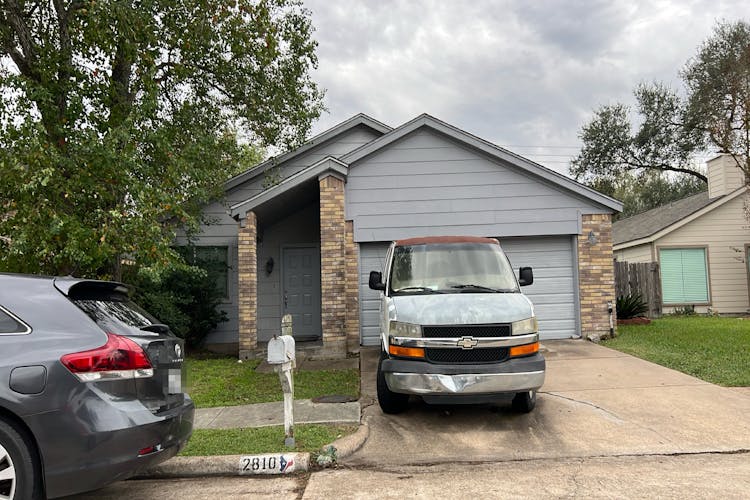 2810 Crest Park Dr Houston, TX 77082, Harris County