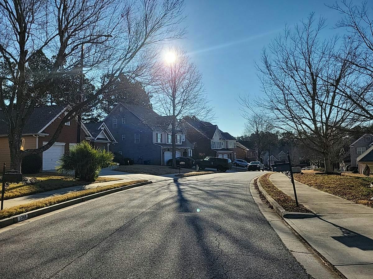 Sandrock Ln, Atlanta, GA 30331