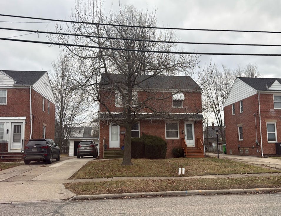 341 E 250th St Euclid, OH 44132, Cuyahoga County