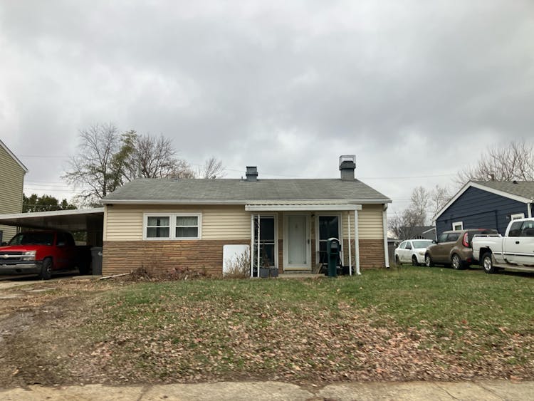 4940 Diana Dr Indianapolis, IN 46203, Marion County