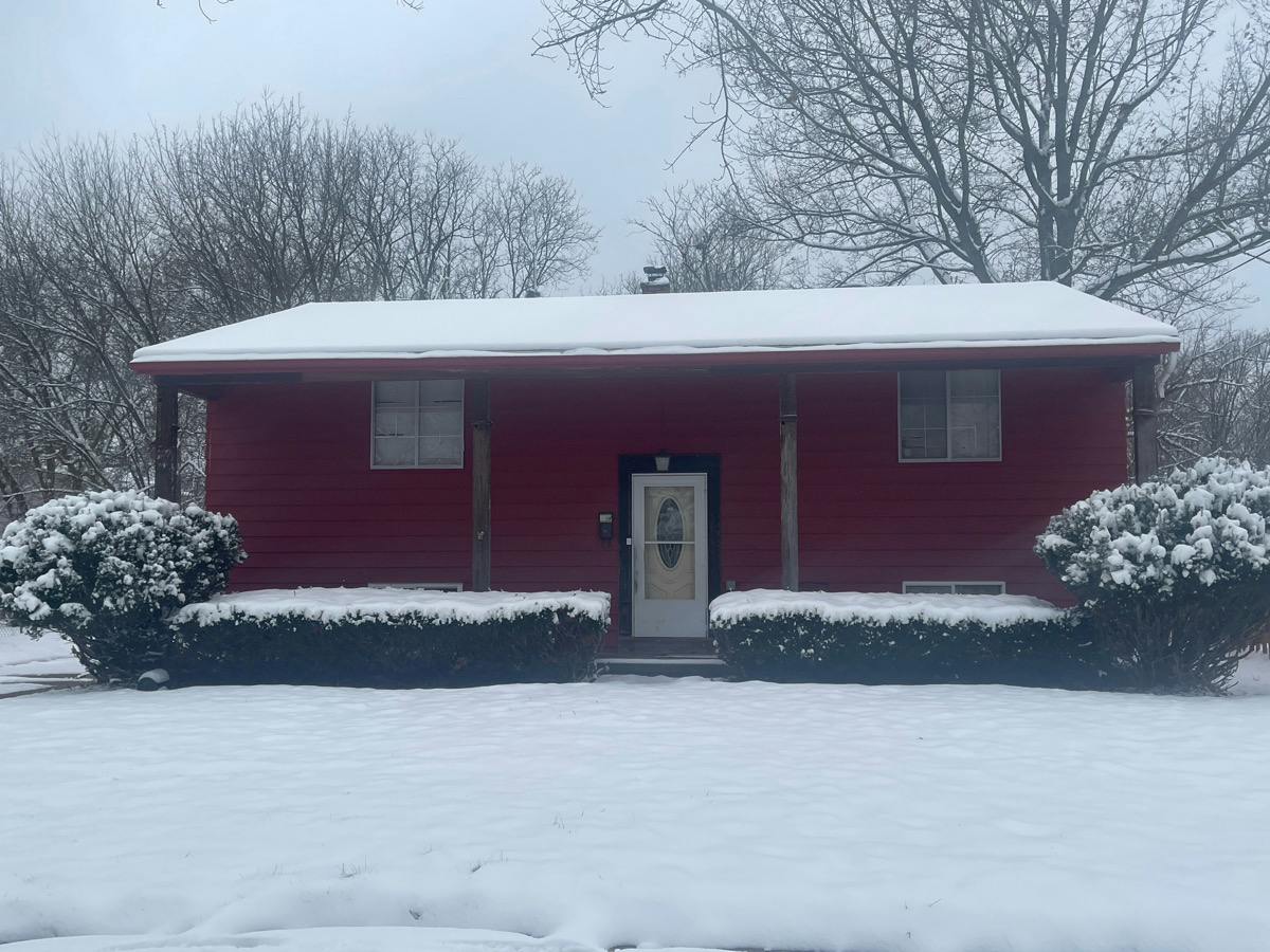 Lawdor Rd, Lansing, MI 48911