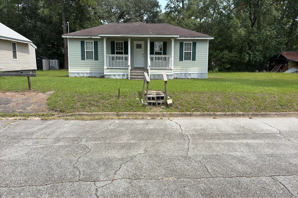 115 Balcom Ave Thomasville, GA 31792, Thomas County
