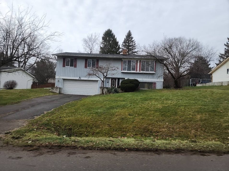 2536 Tricia Dr Jackson, MI 49201, Jackson County