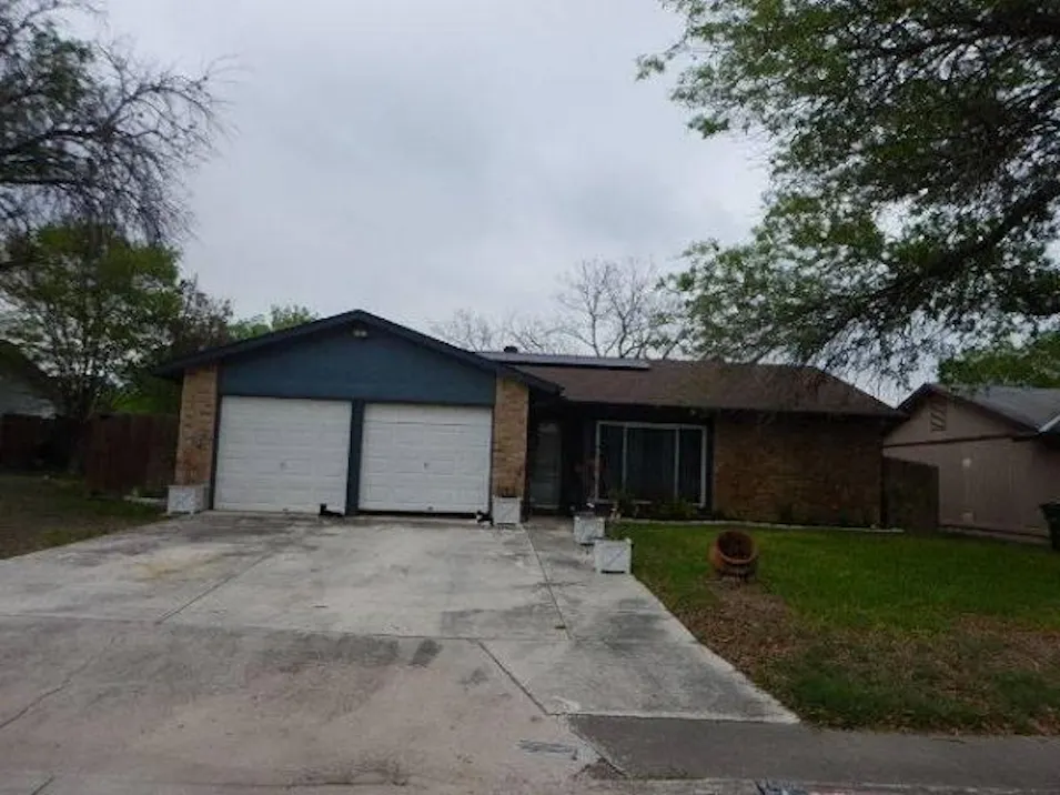 1070 Frost Fire San Antonio, TX 78245, Bexar County