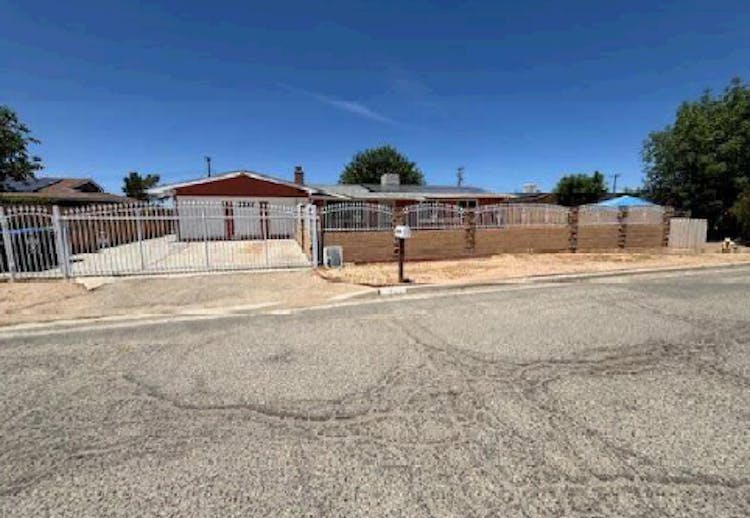 21041 79th Street California City, CA 93505, Kern County