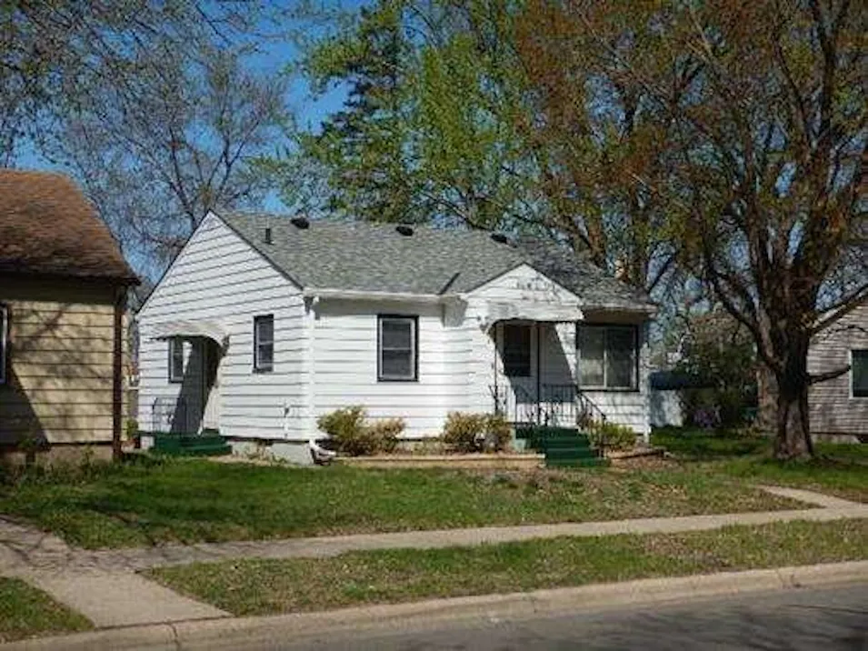 25 21st Avenue South Saint Cloud, MN 56301, Stearns County