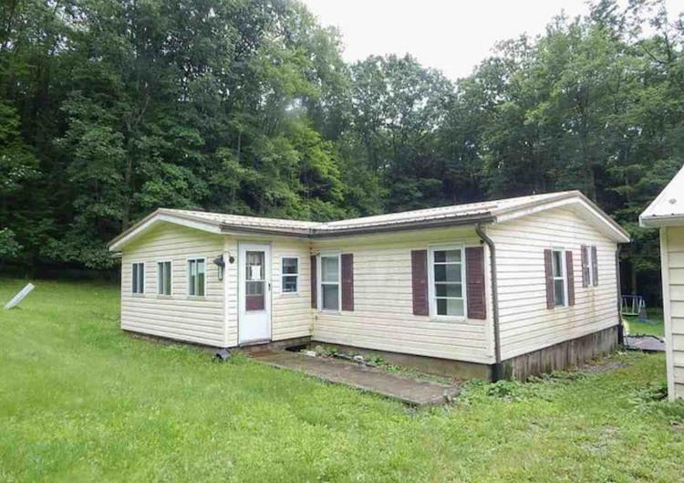 223 Hemlock Rd Allport, PA 16821, Clearfield County