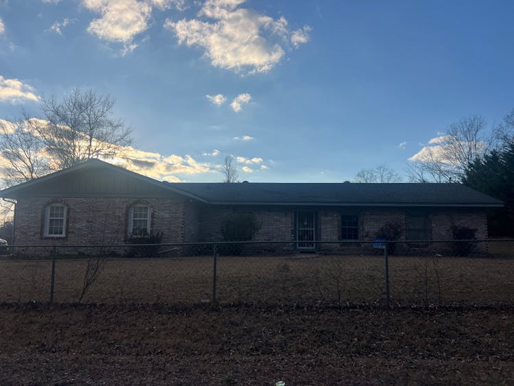 455 Rockcliff Rd Hamilton, AL 35570, Marion County