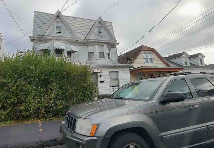 155n 2nd St Frackville, PA 17931, Schuylkill County