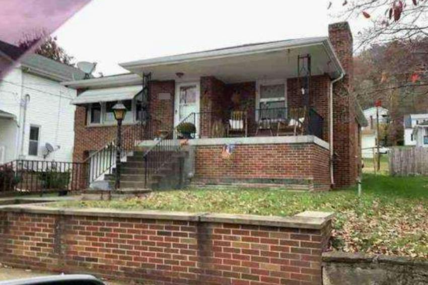 5th St, New Martinsville, WV 26155
