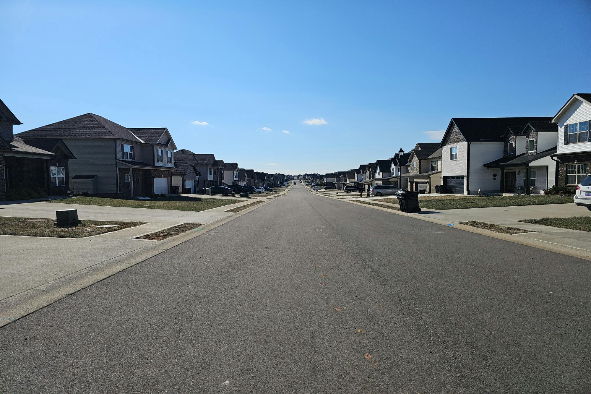 Kestrel Dr, Clarksville, TN 37040