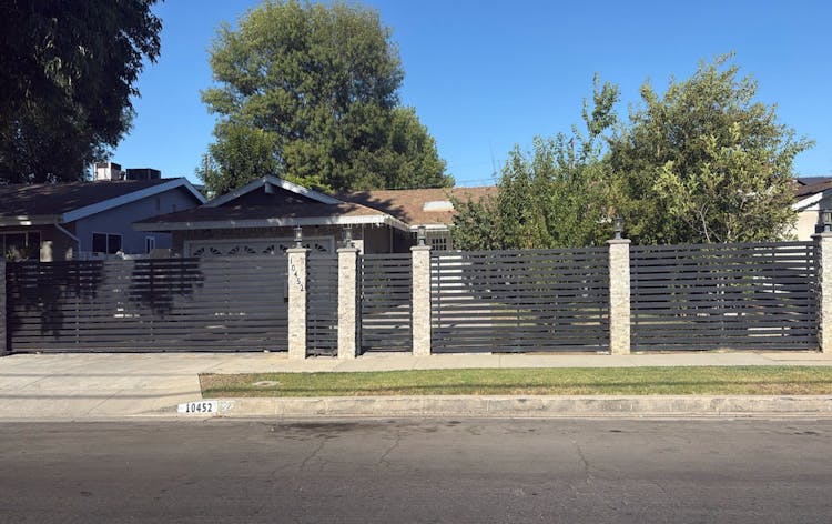 10452 Petit Ave Granada Hills, CA 91344, Los Angeles County