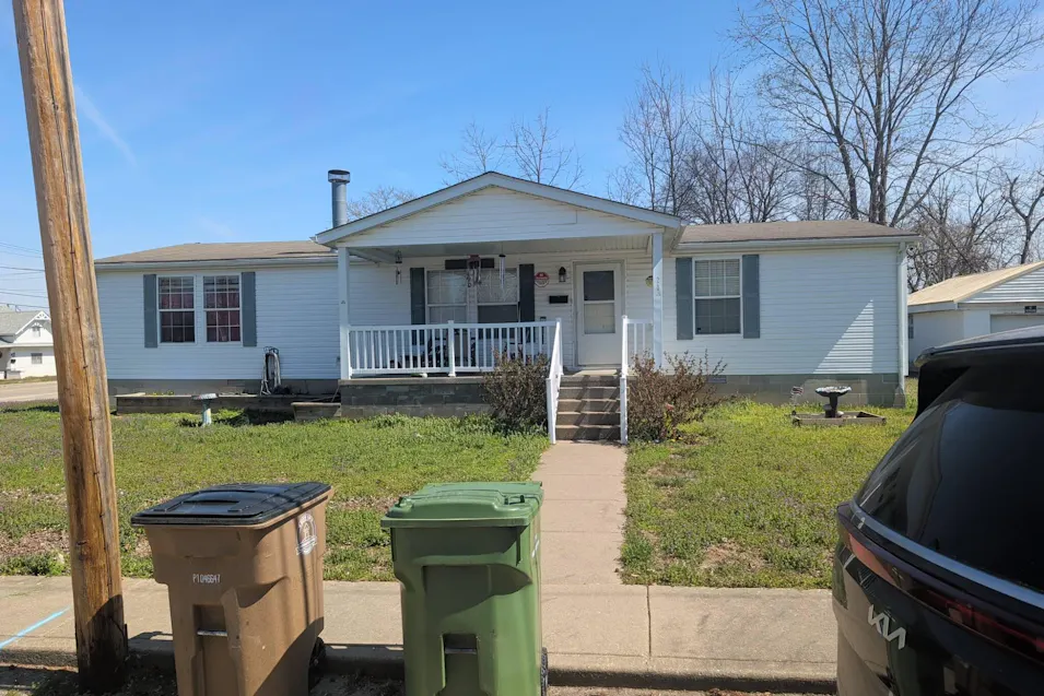 201 Park Dr Fredericktown, MO 63645, Madison County