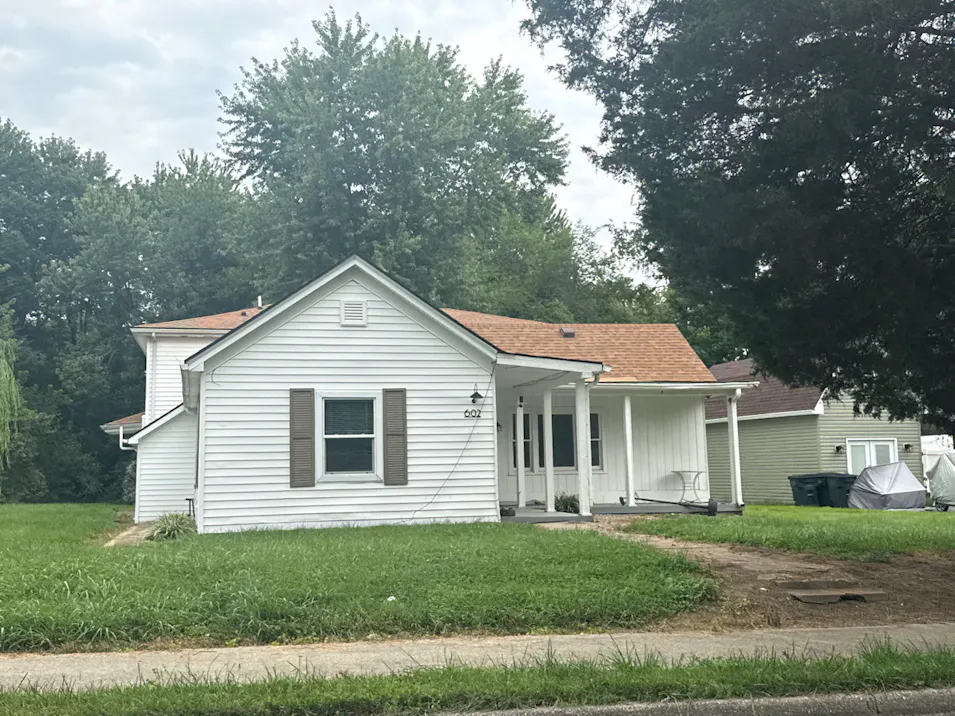 602 Monroe St Charlestown, IN 47111, Clark County
