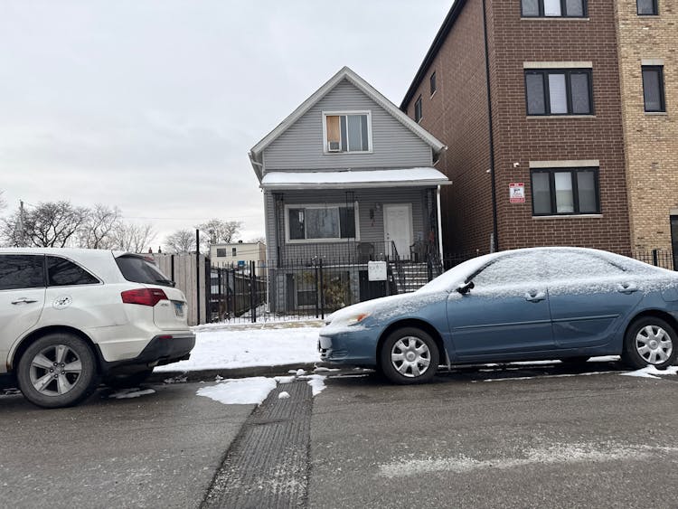 736 N Avers Avenue Chicago, IL 60624, Cook County