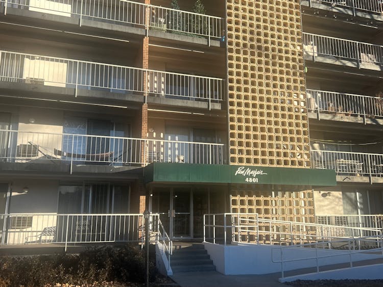 4801 E 9th Ave Unit 306s Denver, CO 80220, Denver County