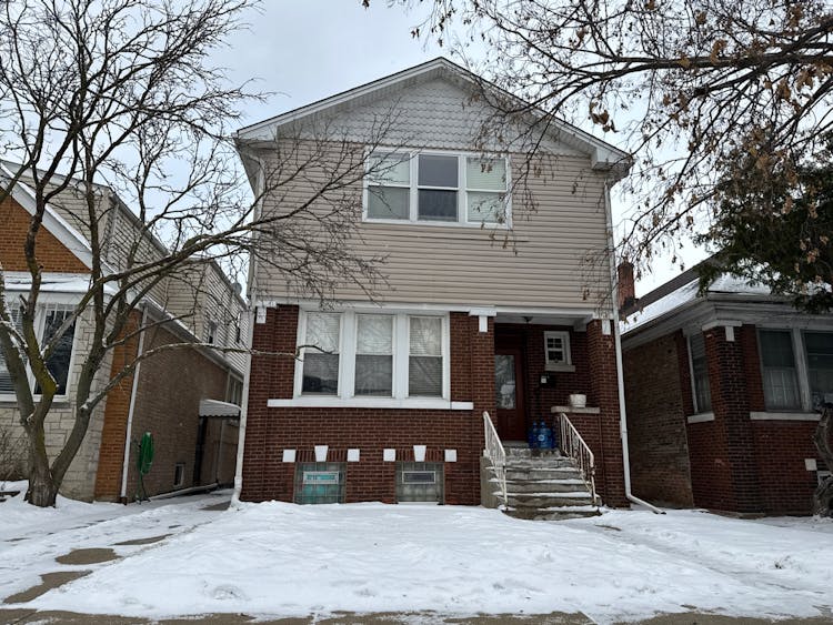 2510 N. Austin Ave Chicago, IL 60639, Cook County