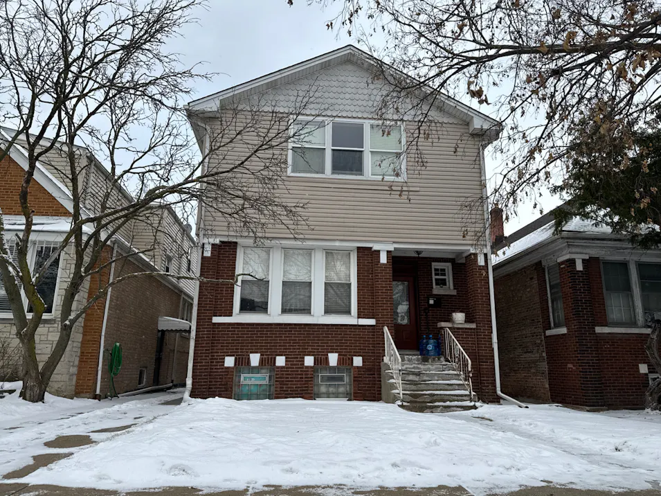 2510 N. Austin Ave Chicago, IL 60639, Cook County