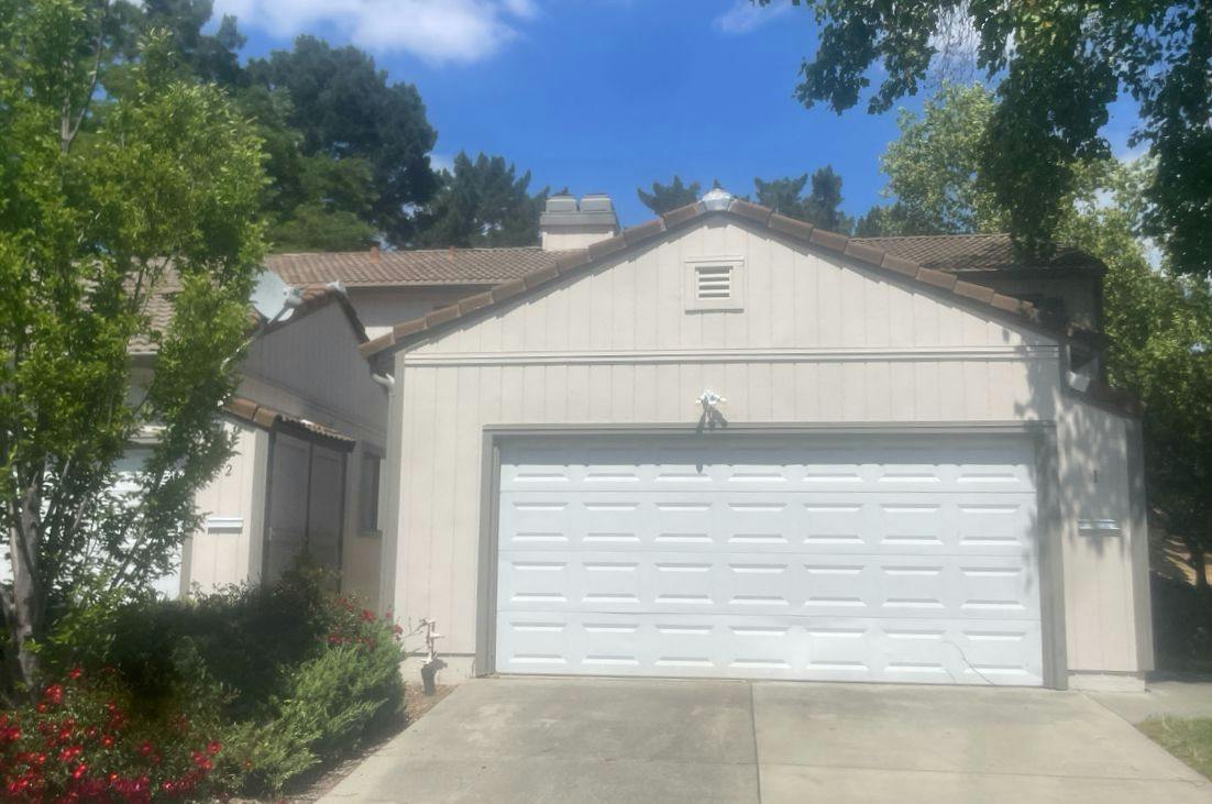 Bluff Ct, Hercules, CA 94547