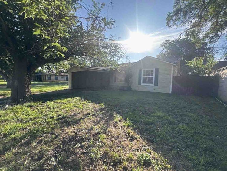 901 Ash Merkel, TX 79536, Taylor County