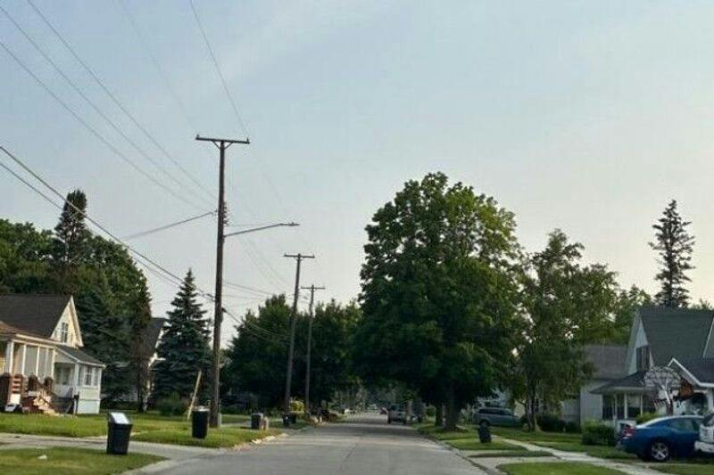 Charles St, Saginaw, MI 48602