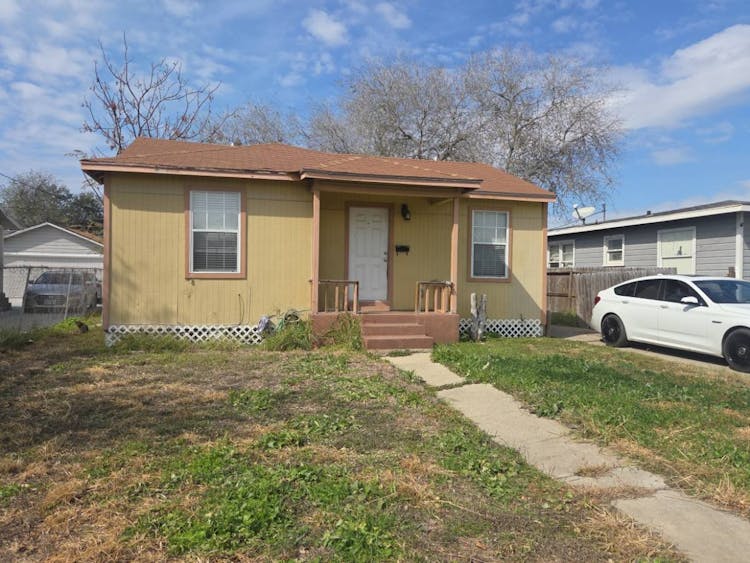 4705 Nesbitt Dr Corpus Christi, TX 78415, Nueces County