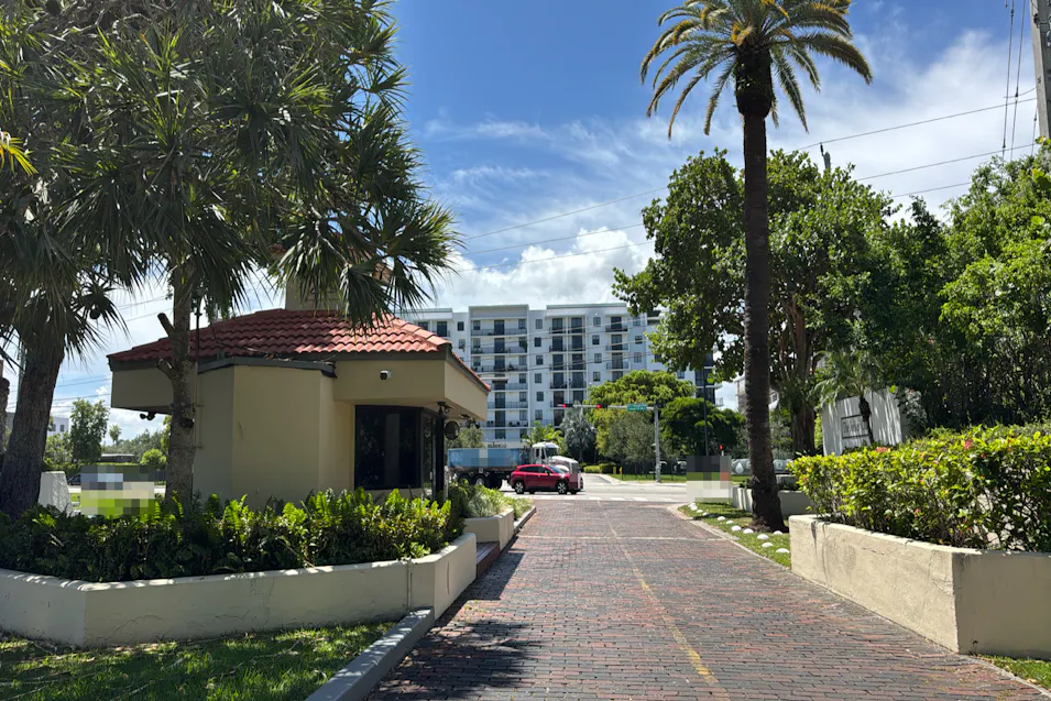 11113 Biscayne Blvd Miami, FL 33181, Miami-Dade County