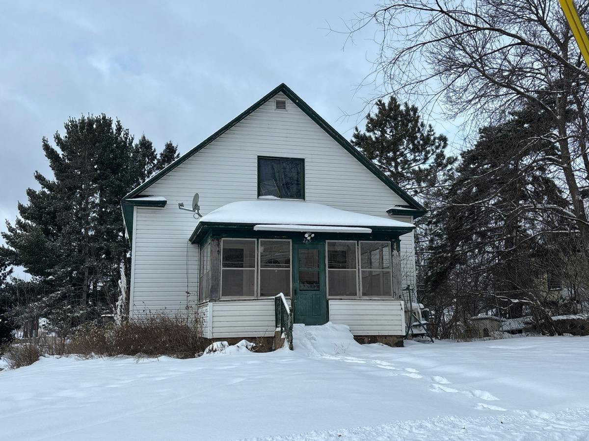 Kerr Ave, Coleraine, MN 55722