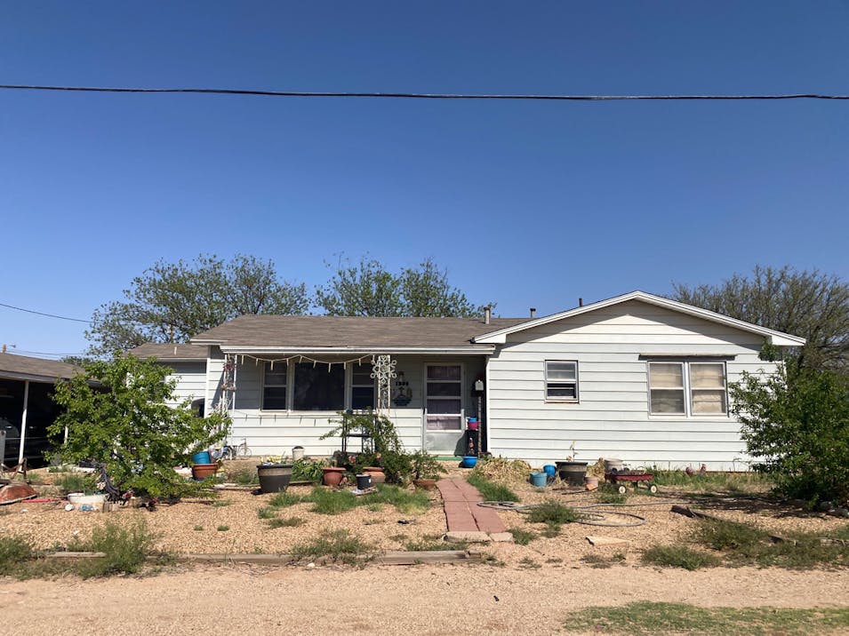 1205 Copeland Avenue Plains, TX 79355, Yoakum County
