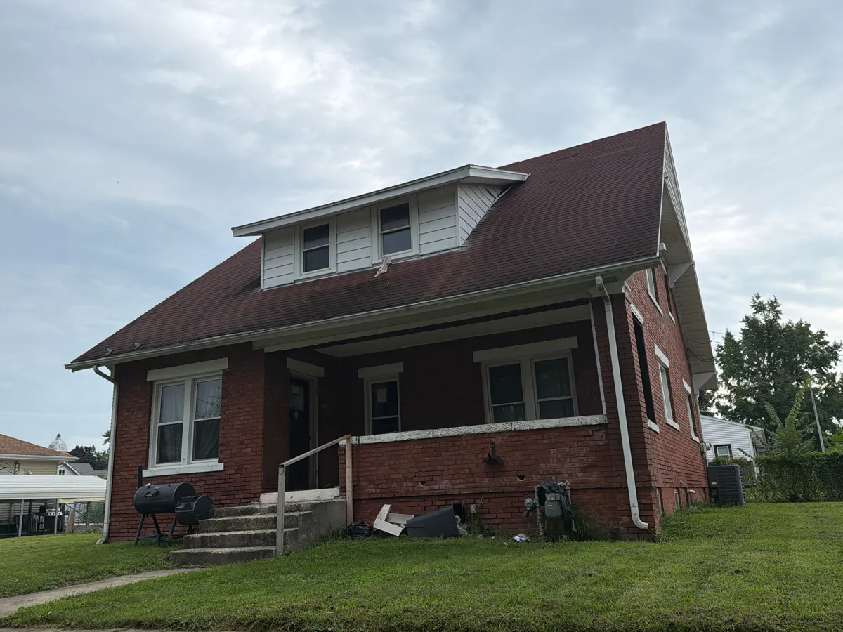 Madison St, Lewistown, IL 61542 #1