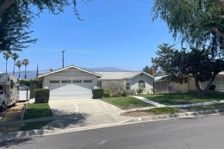 545 E Grove St Pomona, CA 91767, Los Angeles County