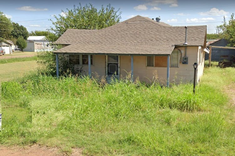 518 North Wilbarger Street Electra, TX 76360, Archer County