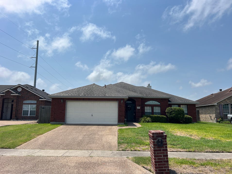 2429 Windhollow Dr Corpus Christi, TX 78414, Nueces County