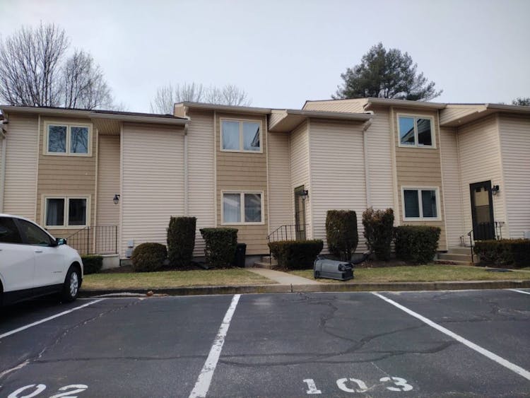 500 E Greenwich Ave Apt 130 West Warwick, Ri 02893 West Warwick, Ri 02893, RI 02893, Kent County