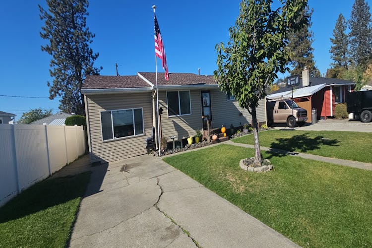6419 N Lynwood St Spokane, WA 99208, Spokane County