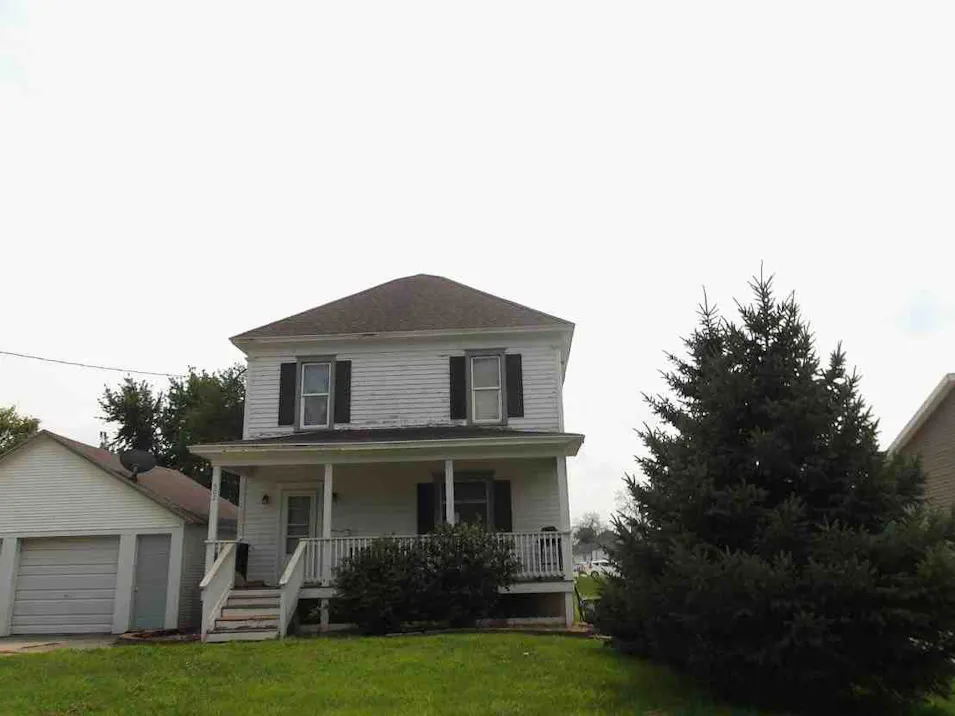 502 E 7th St Carroll, IA 51401, Carroll County