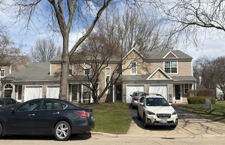 1670 College Green Dr Elgin, IL 60123, Kane County