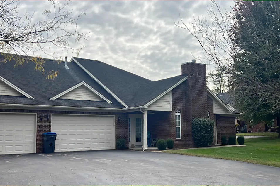 11319 Ridge Lake Dr Louisville, KY 40272, Jefferson County